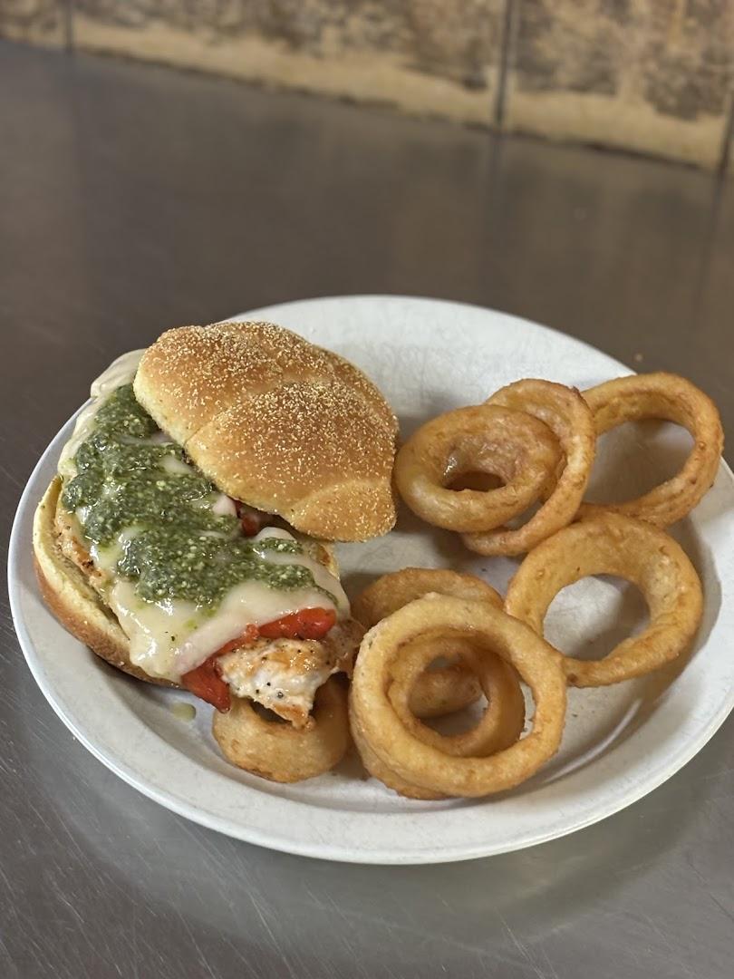The Beef and Barrel Restaurant & Lounge